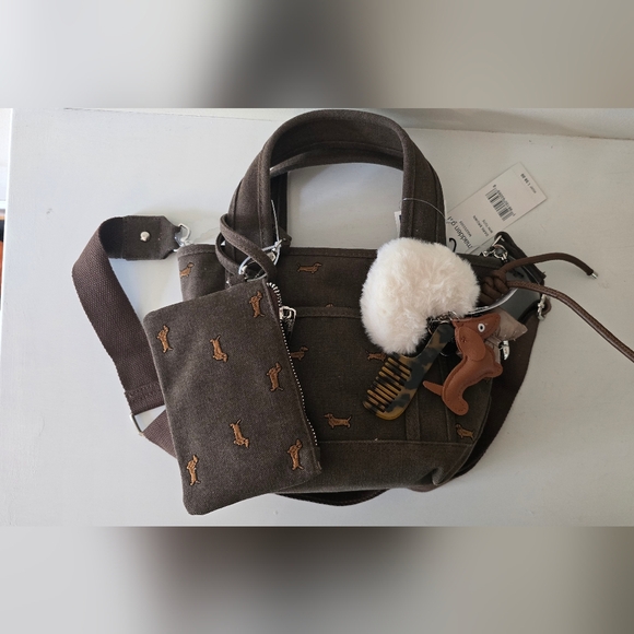 Madden Girl Mini Dachshund Tote Bag with Matching Pouch - Picture 6 of 11